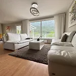 Hillfront 60